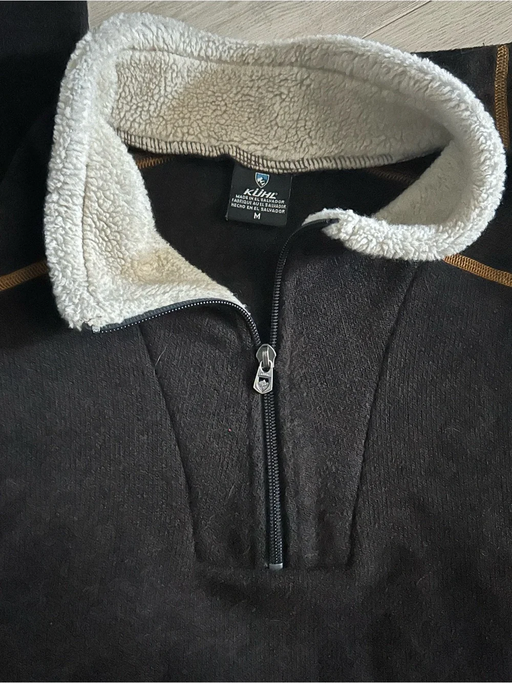 Kuhl Men’s Brown Zip-Up Sweater with Cream Sherpa Collar